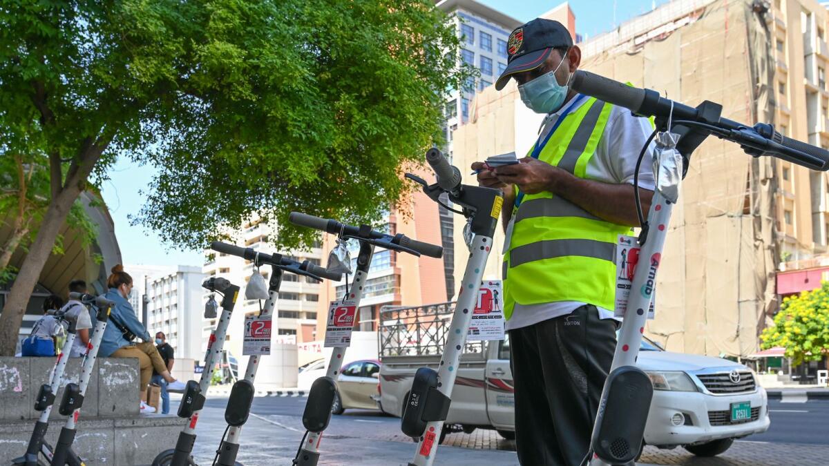 UAE E-Scooter and Car Accidents: Who pays for damages and How Fault Is Determined
