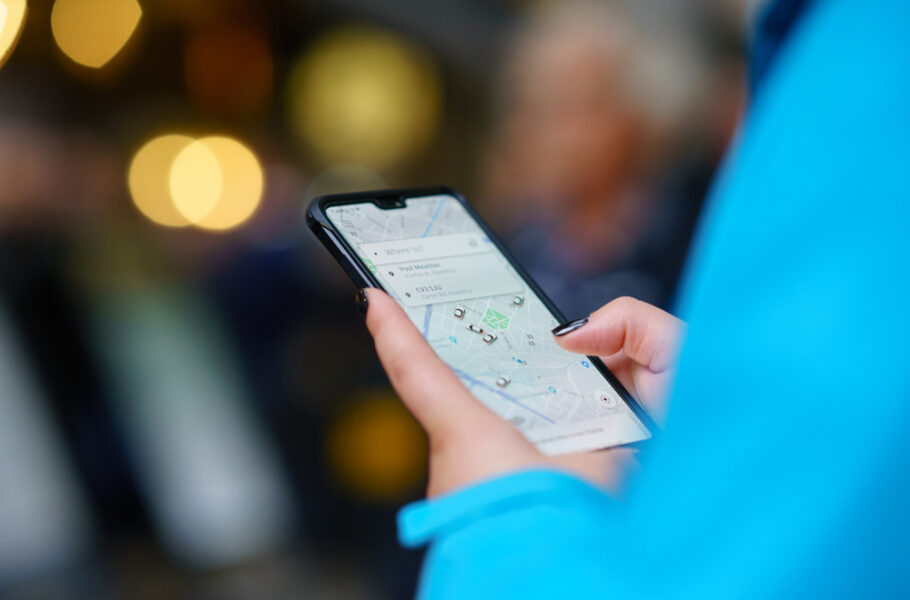Qatar Government Lists Approved Ride‑Hailing Apps to Regulate Transport Sector