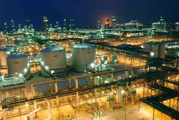 Fire, Explosion Hit Barzan Gas Facility in Qatar; 54 Injured, 18 Missing