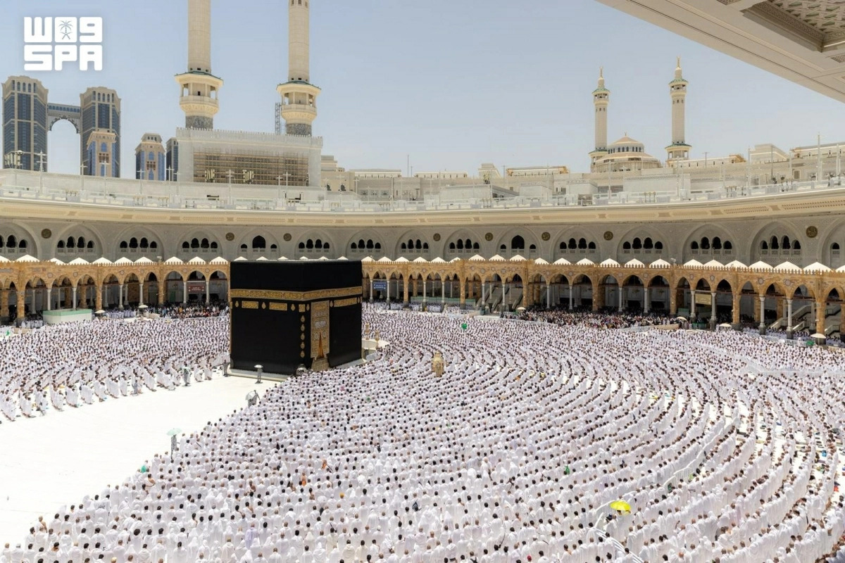 Grand Mosque Launches Crowd Monitoring Service