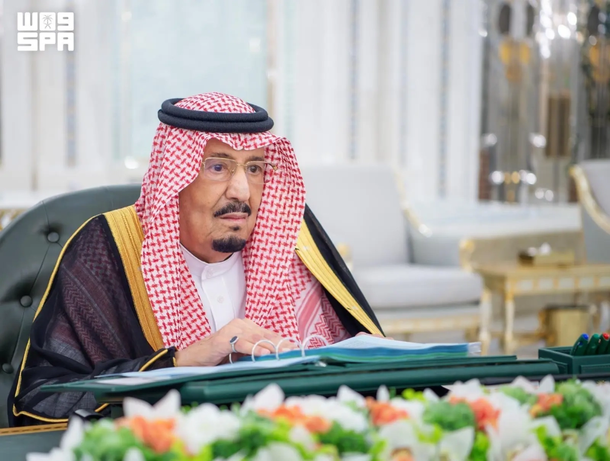 King Salman Honors 25 Blood Donors with Medal of Merit