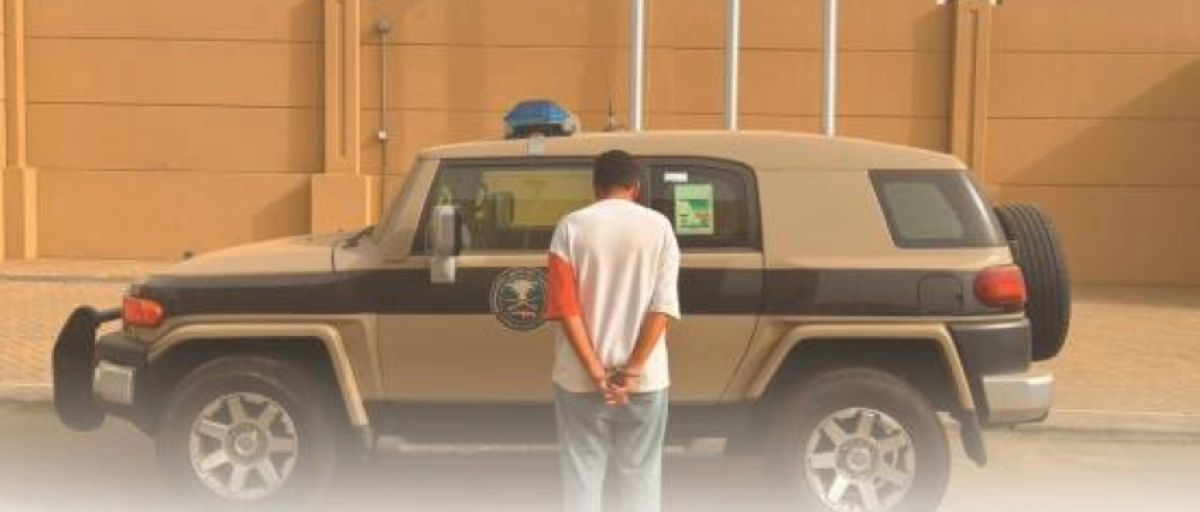 Saudi Citizen Arrested for Transporting Six Border Violators in Jazan