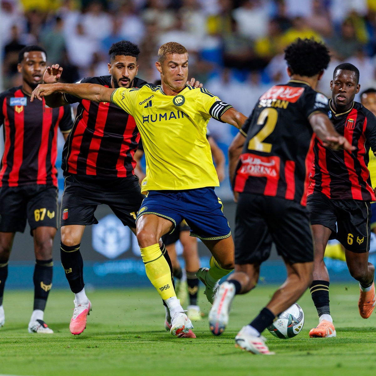 Al-Nassr fight back to beat Al-Taawoun as Al-Hilal win 5-1