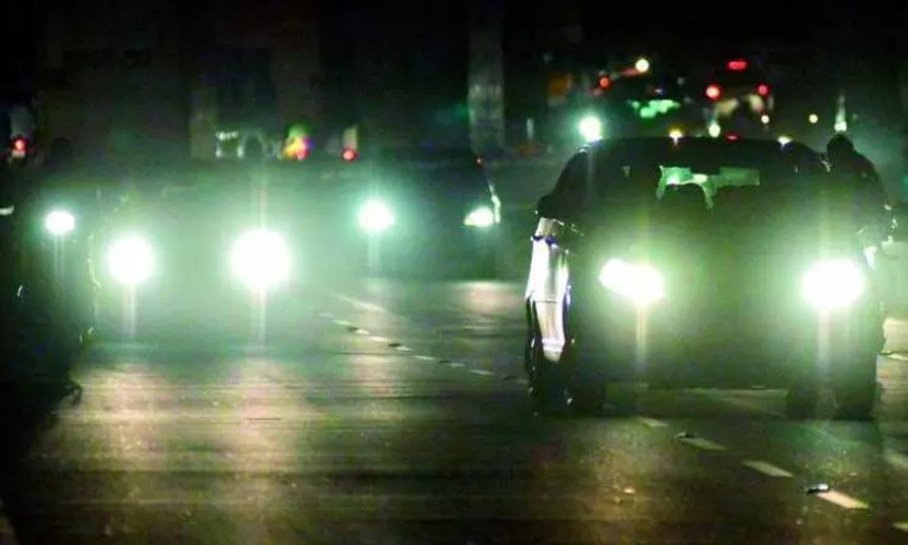 MoI warns motorists against improper use of high-beam headlights