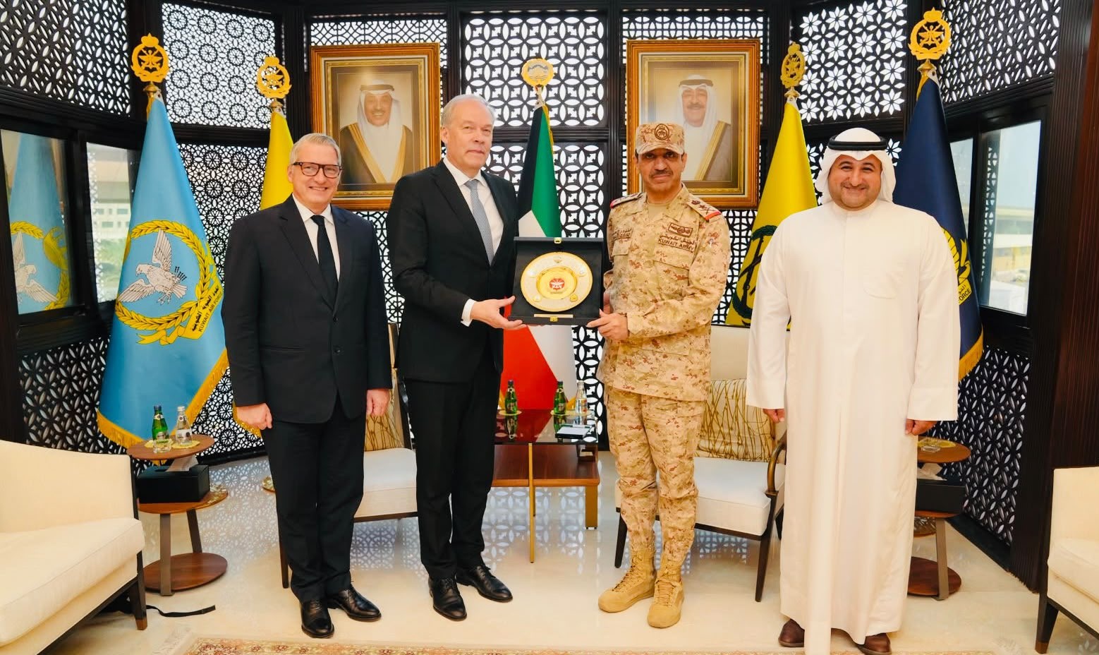 Kuwait, Finland Discuss Military Cooperation