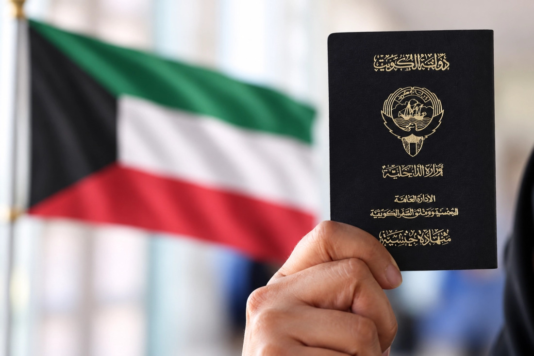 Kuwait Introduces 10-Year Free Residency for Former Citizens