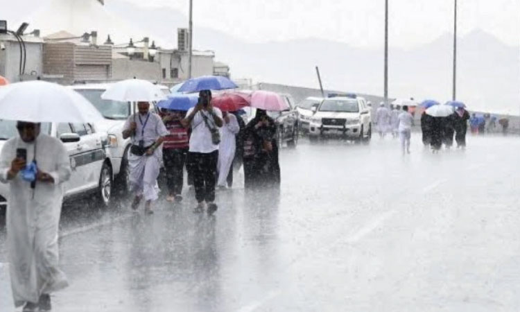 Saudi Civil Defense Warns of Thunderstorms and Flash Floods Across Several Regions