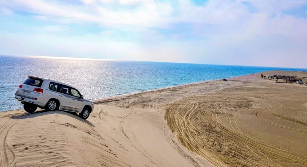 Lekhwiya Warns Drivers to Stay 30 Metres From Beach Shoreline