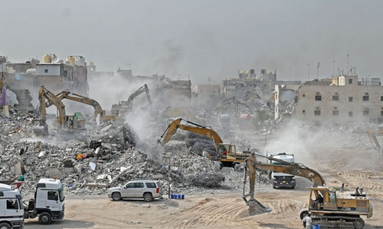 Kuwait Begins Demolition of 263 Violating Properties in Jleeb Al-Shuyoukh